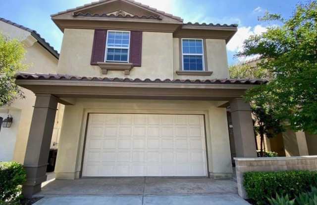 825 Parisa Place photos photos 825 Parisa Place photos photos