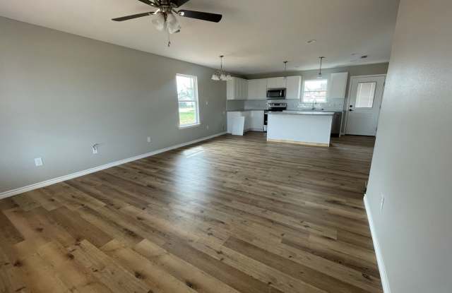 New Build w/ Three Bedrooms Gallery 3