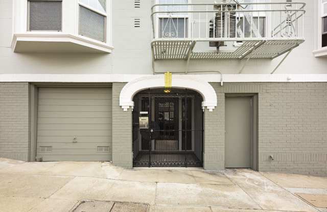 1720 Leavenworth Street Gallery 2