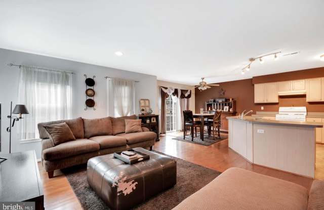 217 ROOSEVELT BOULEVARD Gallery 4