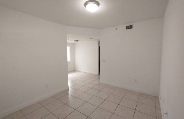 2445 W 78th St - 103 photos photos