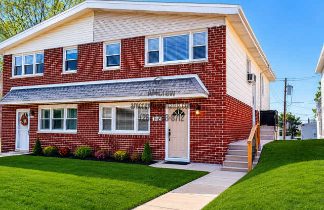 10029 Bridle Road - 2 photos photos