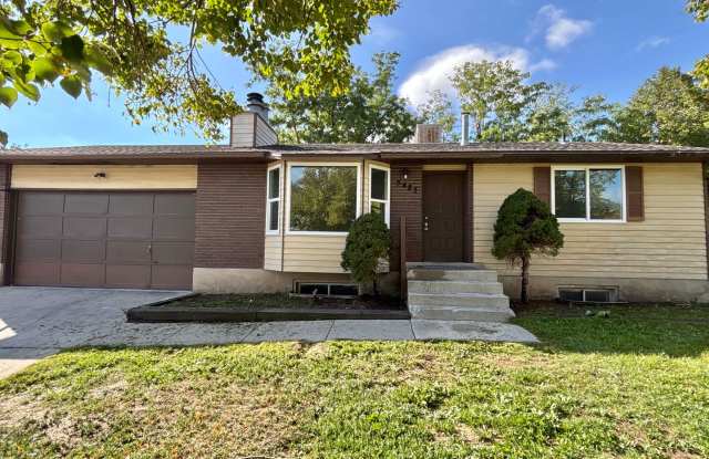 Spacious & Updated Rambler Ready for Move In! Gallery 1