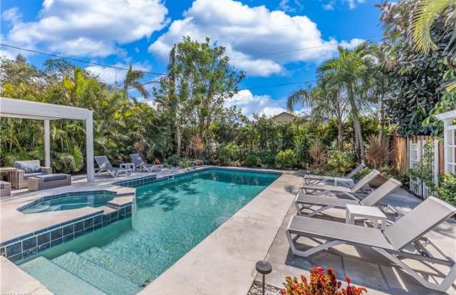 564 109th - 564 109th Avenue North, Naples Park, FL 34108