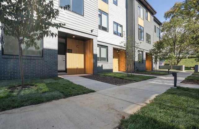 5529 Berlin Way - 5529 Berlin Way, Pittsburgh, PA 15201