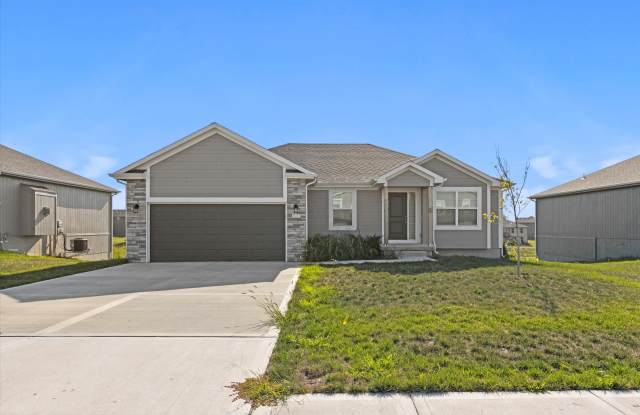 709 Poplar Circle - 709 Poplar Circle, Belton, MO 64012