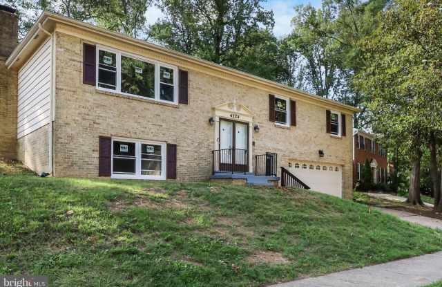 4223 AVON DRIVE Gallery 2