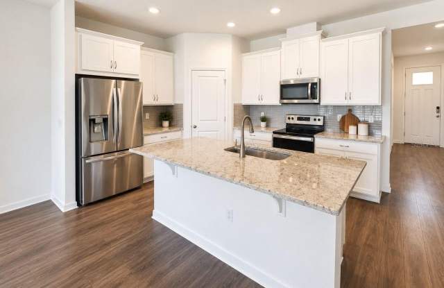 1141 LAKESHORE BREEZE Place Gallery 4