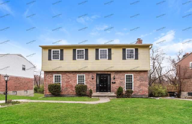 5563 Little Flower Avenue photos photos