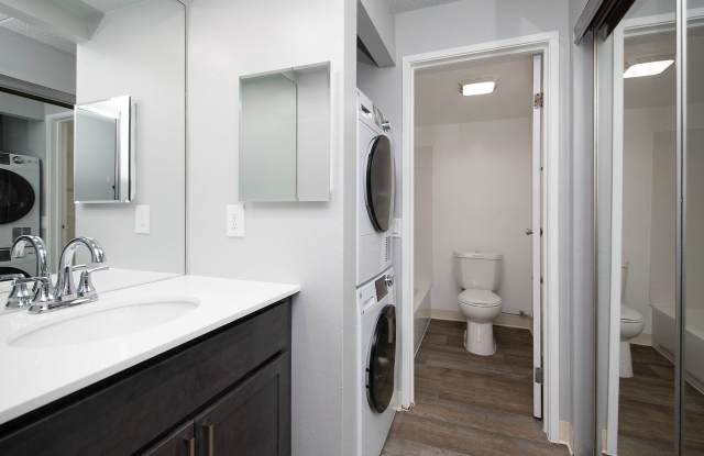 Premier Village Apartments Gallery 3
