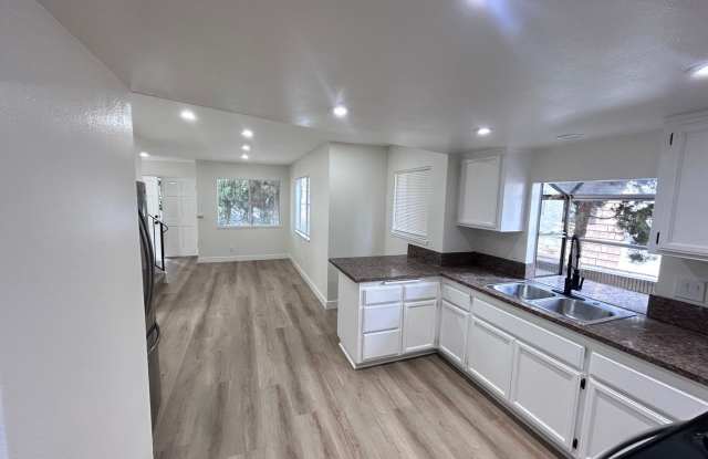 1580 Park Ave photos photos