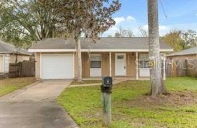 1931 VERNON PLACE - 1931 Vernon Place, Volusia County, FL 32119