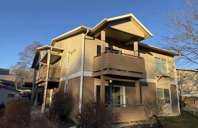 207 East Wallace Avenue - 207 East Wallace Avenue, Coeur d'Alene, ID 83814
