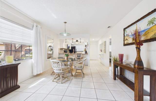 13250 RIDGE Road Gallery 4