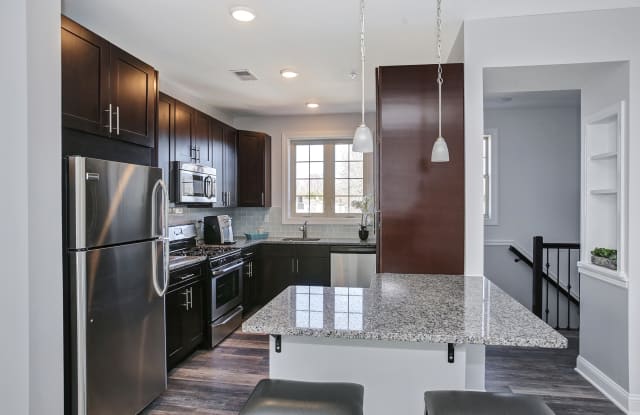 110 Johnson Street - 110 Johnson St, South Bound Brook, NJ 08880
