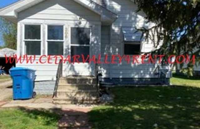 2 Bedroom 1 Bath home 306 Idaho photos photos