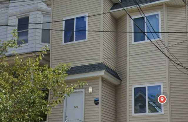 226 Benziger Avenue photos photos