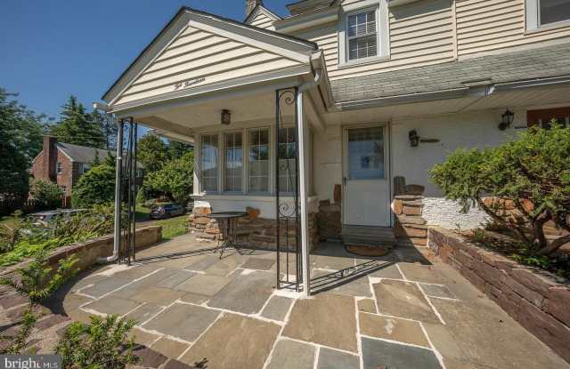 214 HARROGATE Road photos photos