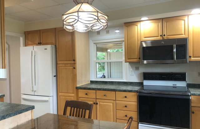 Great Family Home! 3 Bedroom/1 Bath Home on Quite Street! Great School District! - 344 Andover Road, Fairless Hills, PA 19030