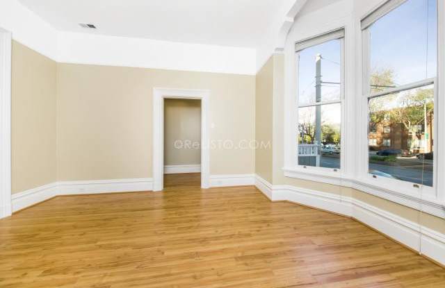 841 Webster St. Gallery 4