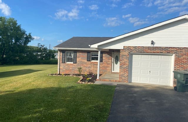 275 Beverly Dr - 275 Beverly Drive, Abingdon, VA 24210