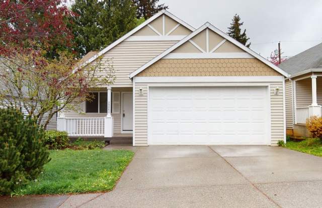 Single Level House in Sandy- Great Open Floor Plan- Pet Friendly! photos photos