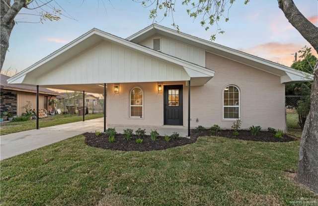 811 S 19th Avenue photos photos