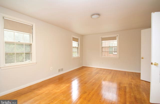 2907 TILDEN STREET NW - 2907 Tilden Street Northwest, Washington, DC 20008
