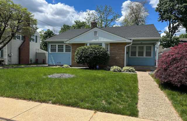 60 STEINER AVENUE photos photos