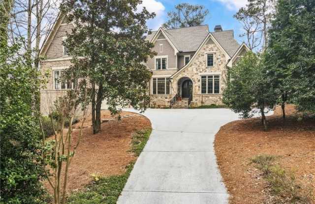 927 Buckingham Circle NW photos photos