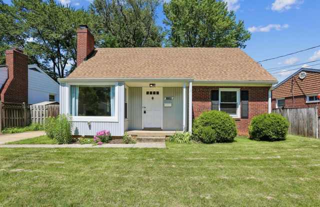 Make this charming Cape Cod your next home! Gallery 1