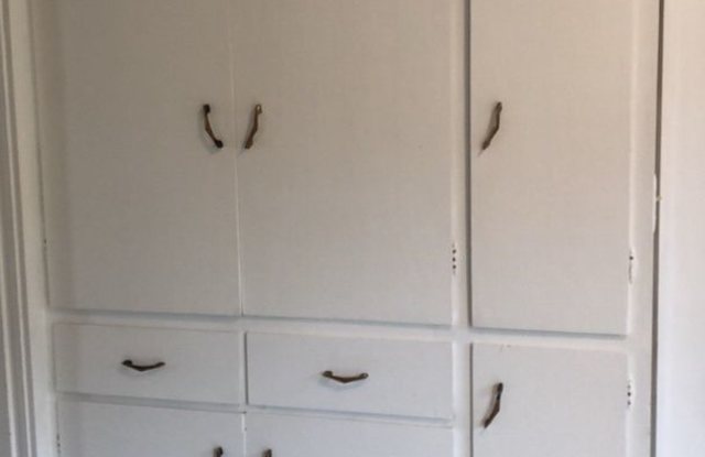 PRELEASE: Huge 5 bdrm/2 bath near WWU photos photos