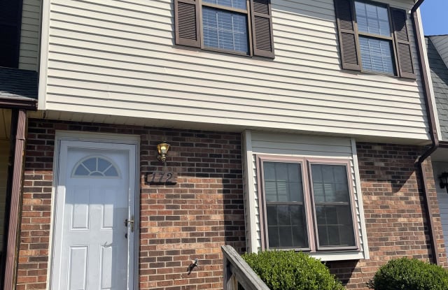 172 Kitty Hawk Square - 1 photos photos