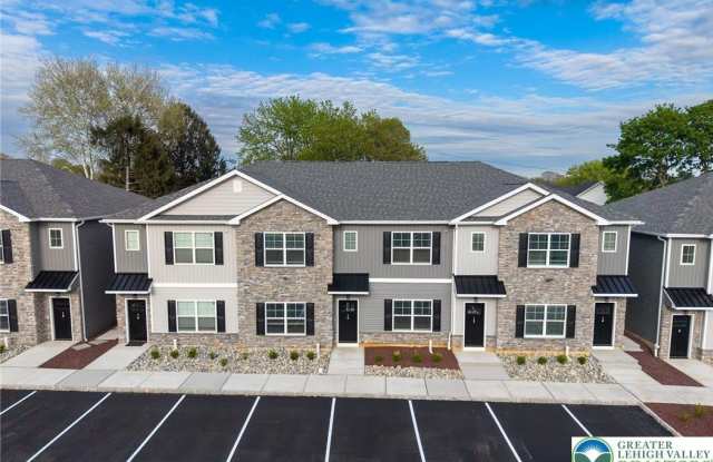 1411 Greenview Drive Gallery 2