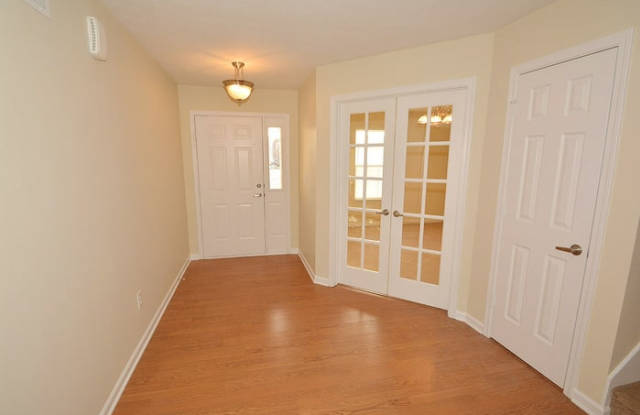 7674 Pipestone Drive Gallery 2