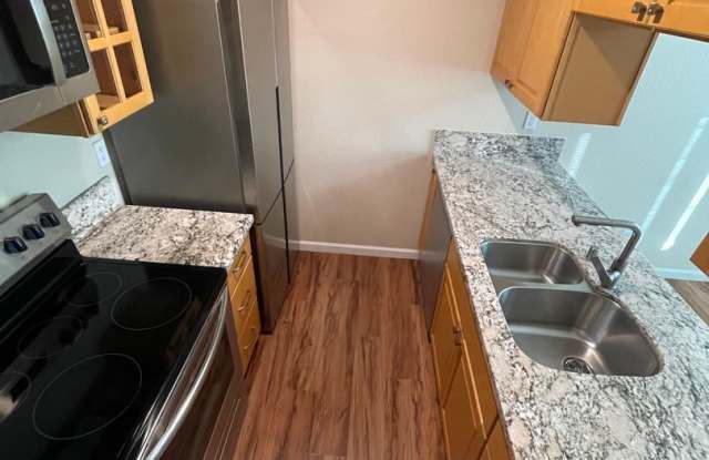 Gorgeous Updated Antioch Condo! Gallery 3