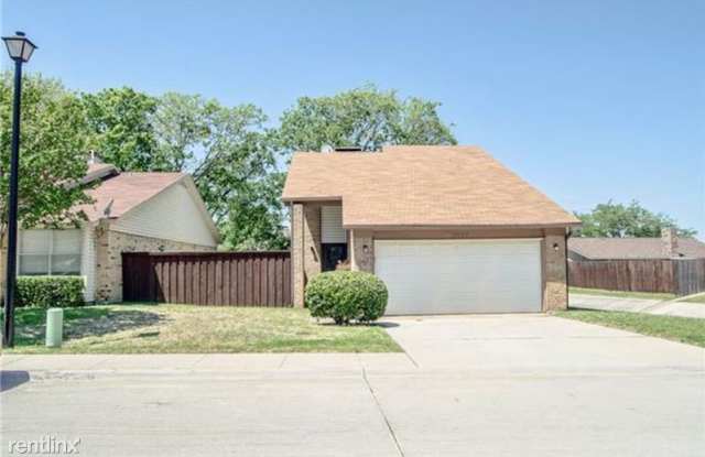 2027 Via Corona - 2027 via Corona, Carrollton, TX 75006