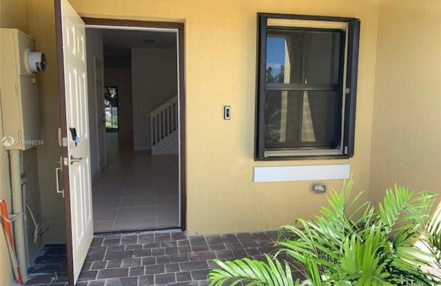 4615 Shire Ln Gallery 4