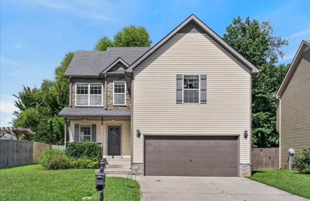 Pet Friendly Three Bedroom with Bonus! Gallery 1