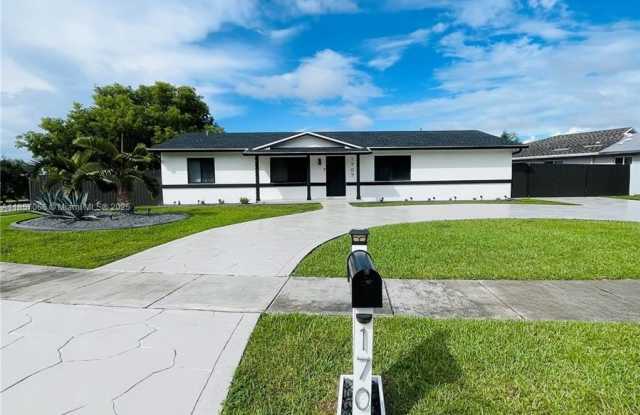 1707 S Curlew Ln photos photos