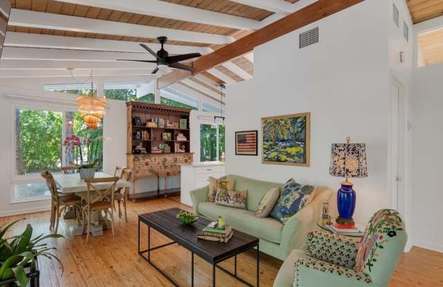 1930 W Shell Lane Gallery 4