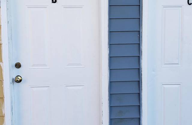 104 B Oakridge Ave photos photos