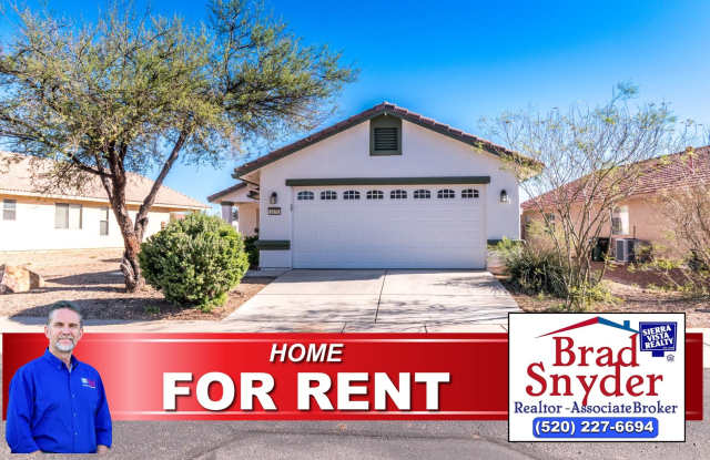 Beautiful home in the Holiday Resort Community!! 3 Bedroom, 2 Bath, 2 Car Garage and Central A/C photos photos