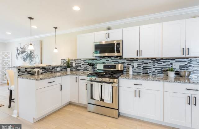 5012 22ND STREET N - 5012 22nd Street North, Arlington, VA 22207