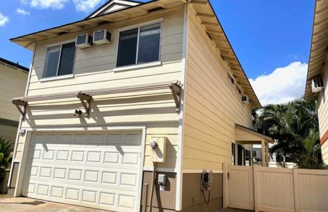 3 Bedroom, 2.5 Bathroom House (Cortebella) - 91-1949 Luahoana Street, Ewa Gentry, HI 96706