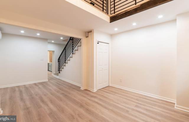 130 KRAMS AVENUE photos photos