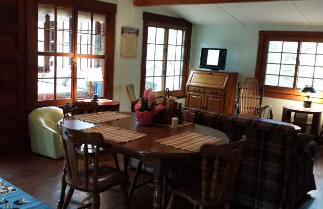 343 Turquoise Trail Gallery 4