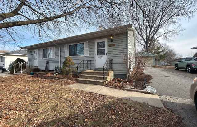 Beautiful updates throughout this twin home with a lovely shaded lot! - 4434 22nd Avenue Northwest, Rochester, MN 55901