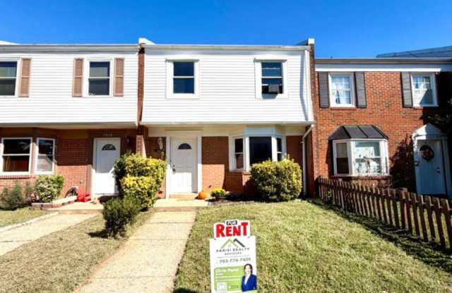 7921 MEADOW Court Gallery 1