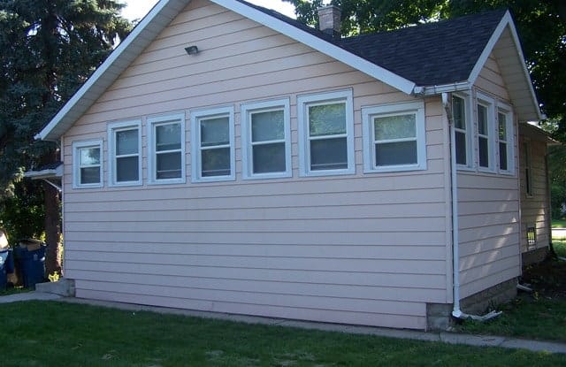 253 South Villa Avenue - 253 North Villa Avenue, Elmhurst, IL 60126